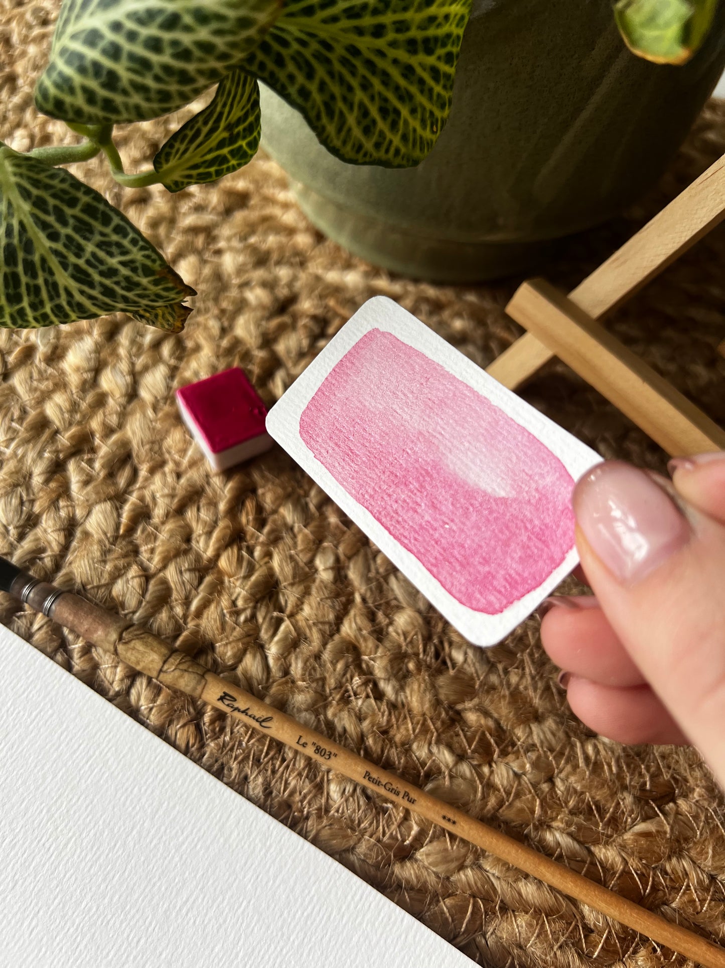 Handmade Watercolor Pan Pearlescent Pink Glitter (mica) - Sparkling Effect