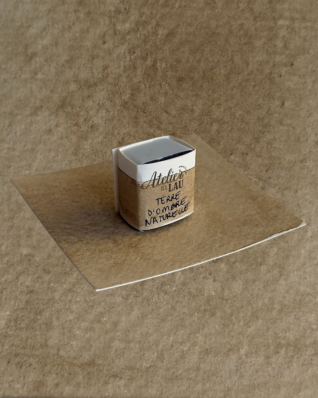 Aquarelle artisanale - Terre d’ombre naturelle