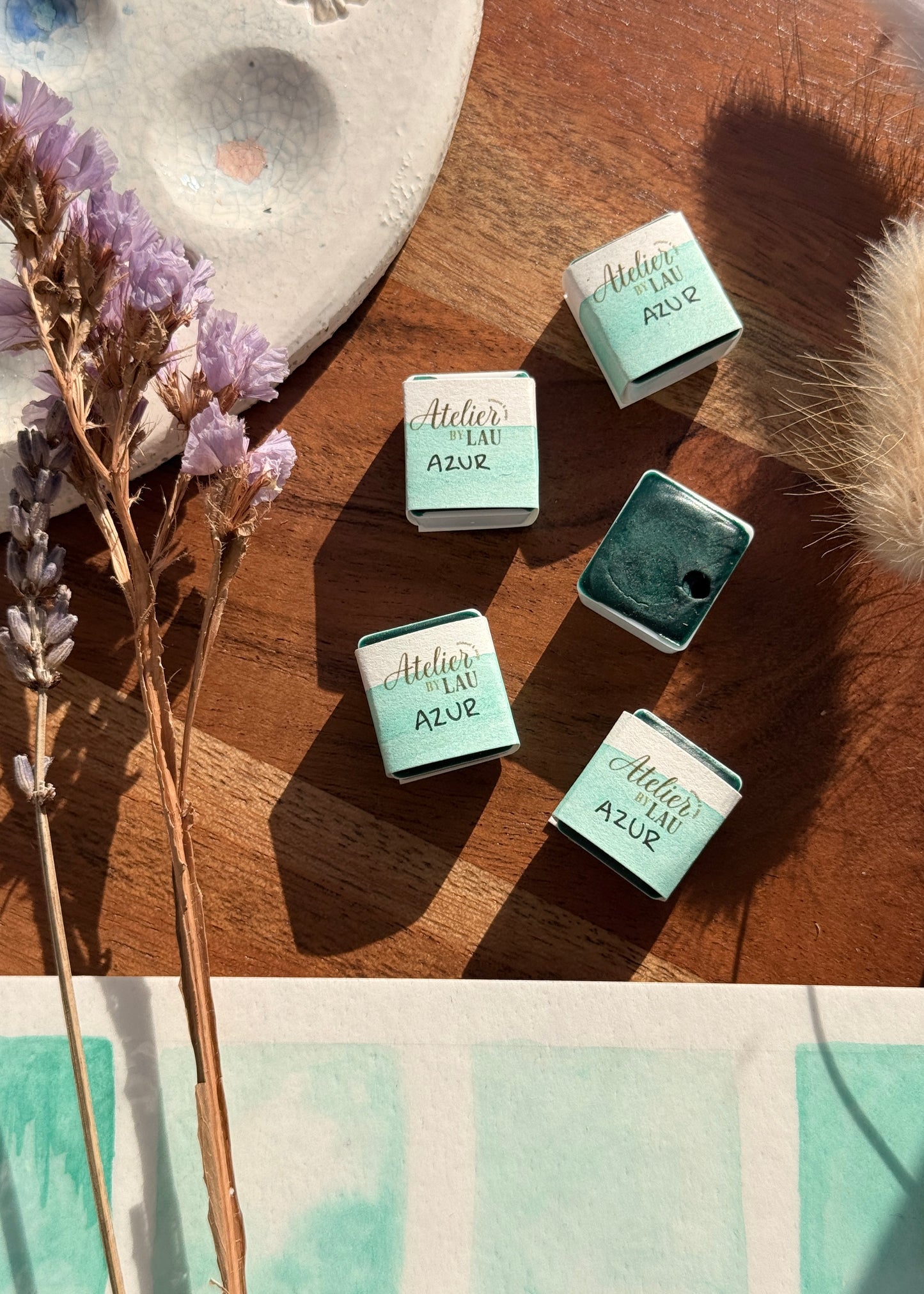 Azur artisanal watercolor pan - Extra-fine pigments