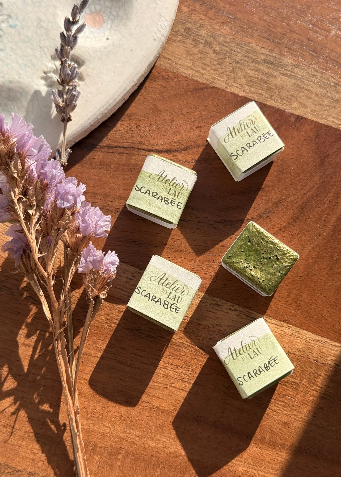 Godet d’aquarelle artisanale Scarabée (mica)