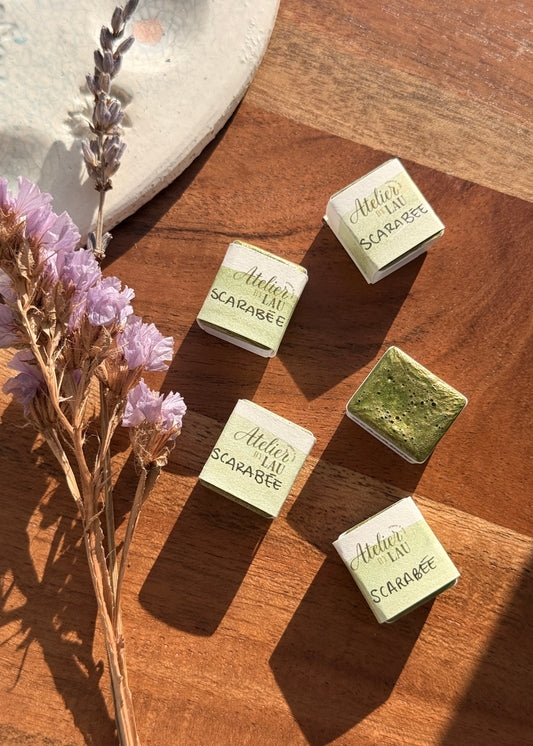 Beetle (mica) handmade watercolor pan - Metallic effect